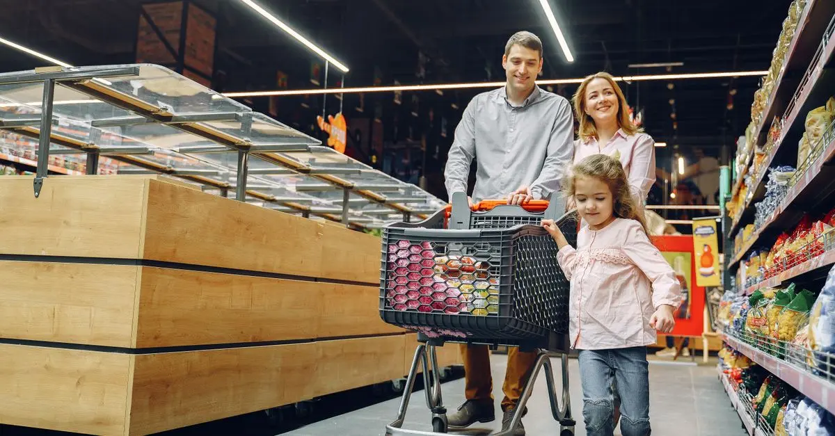 Comparatif : Hypermarché vs Supermarché, lequel choisir ?